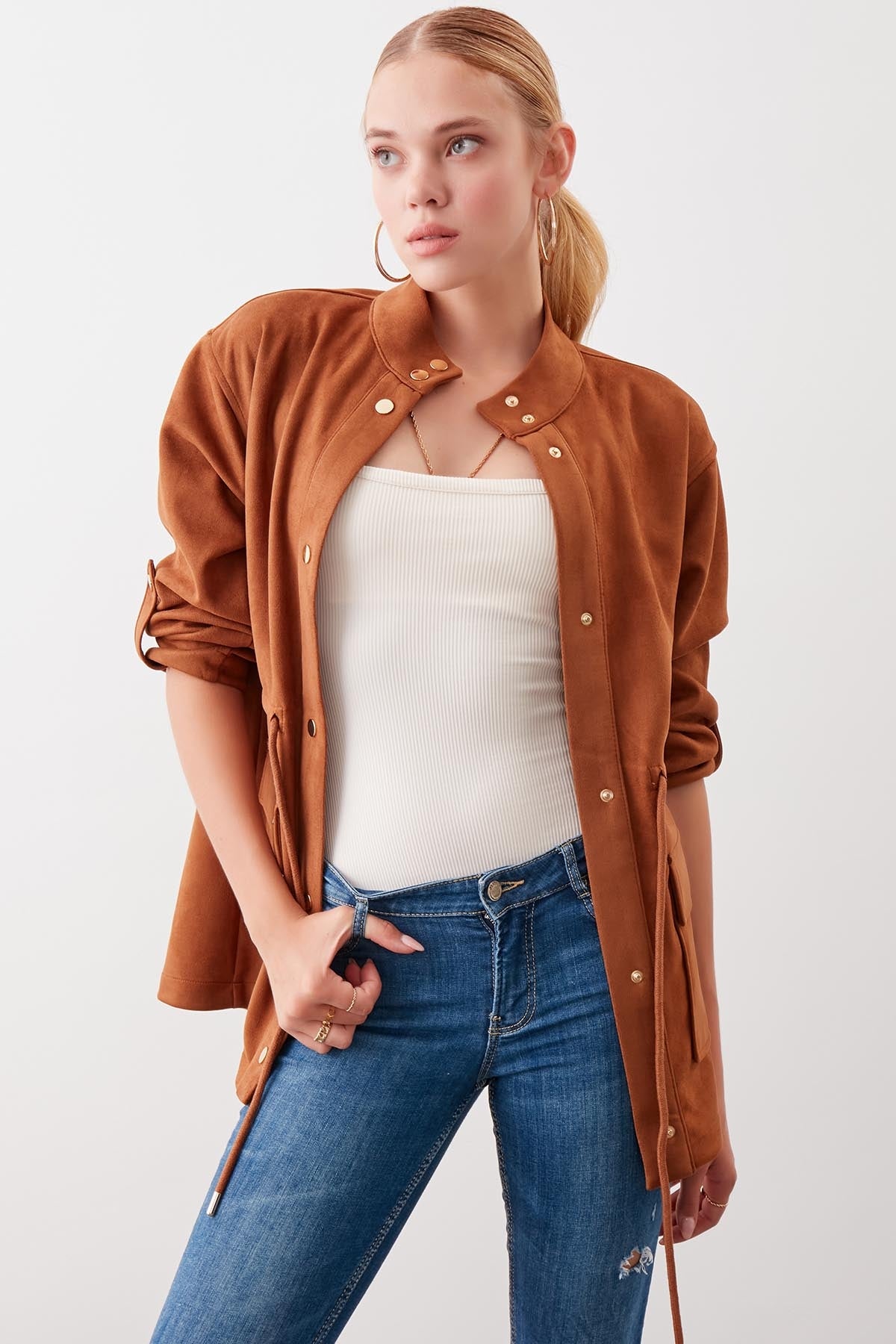COLLARED SLEEVE WITH RUCKLEBAR, SUEDE JACKET