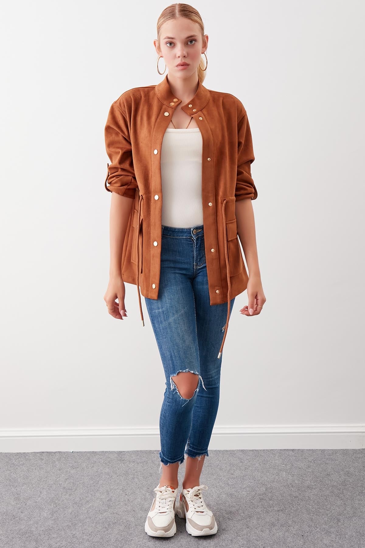 COLLARED SLEEVE WITH RUCKLEBAR, SUEDE JACKET