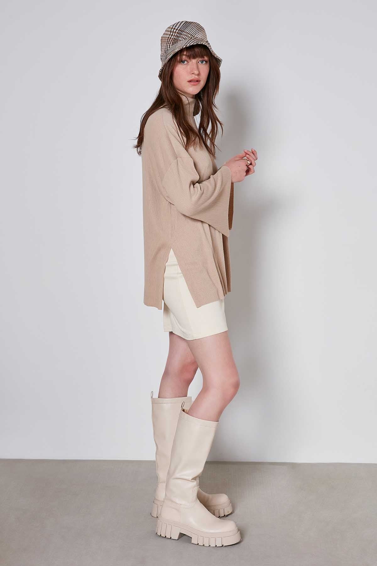 COMFY LOOSE KNITTED BLOUSE