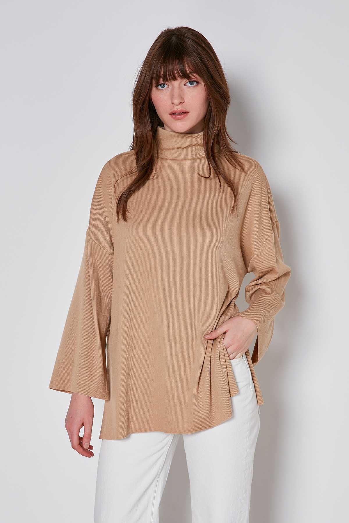 COMFY LOOSE KNITTED BLOUSE