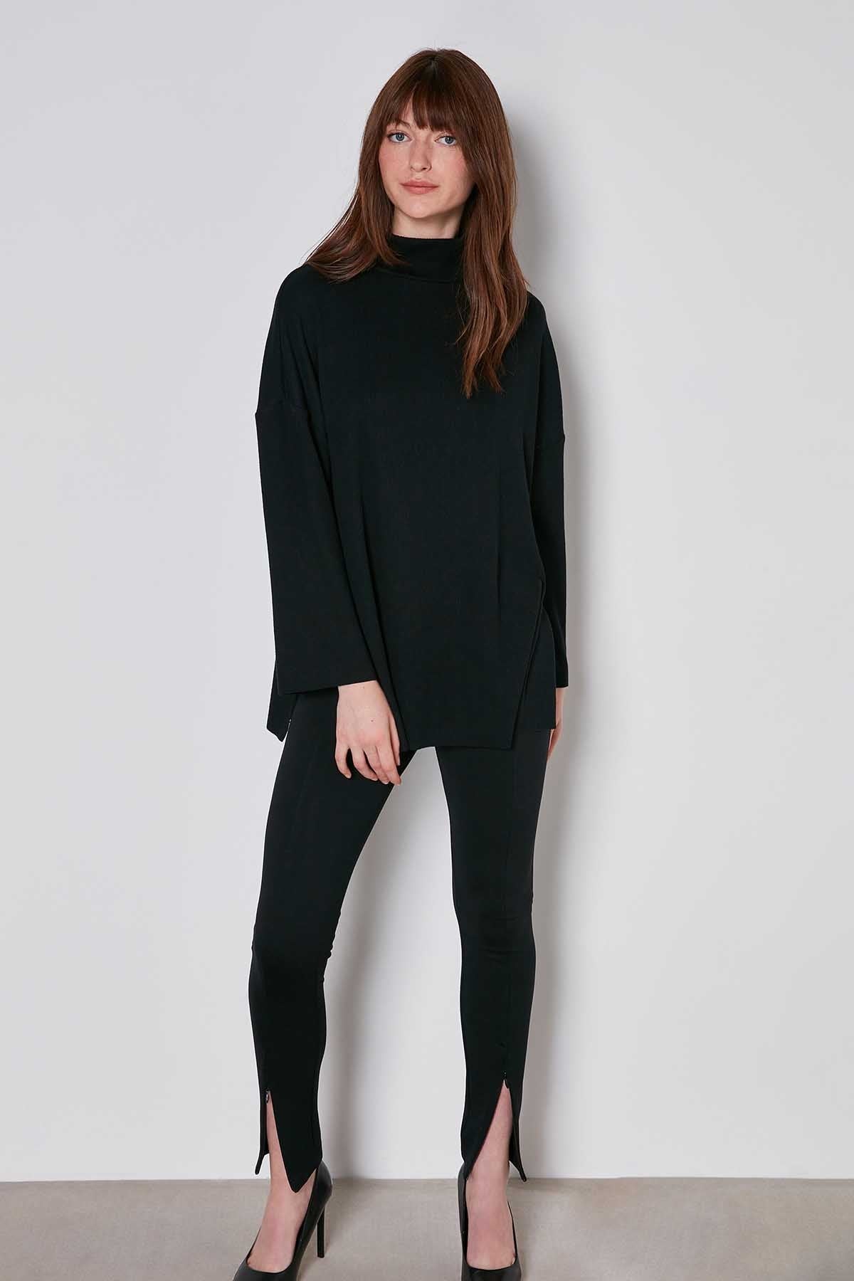 COMFY LOOSE KNITTED BLOUSE