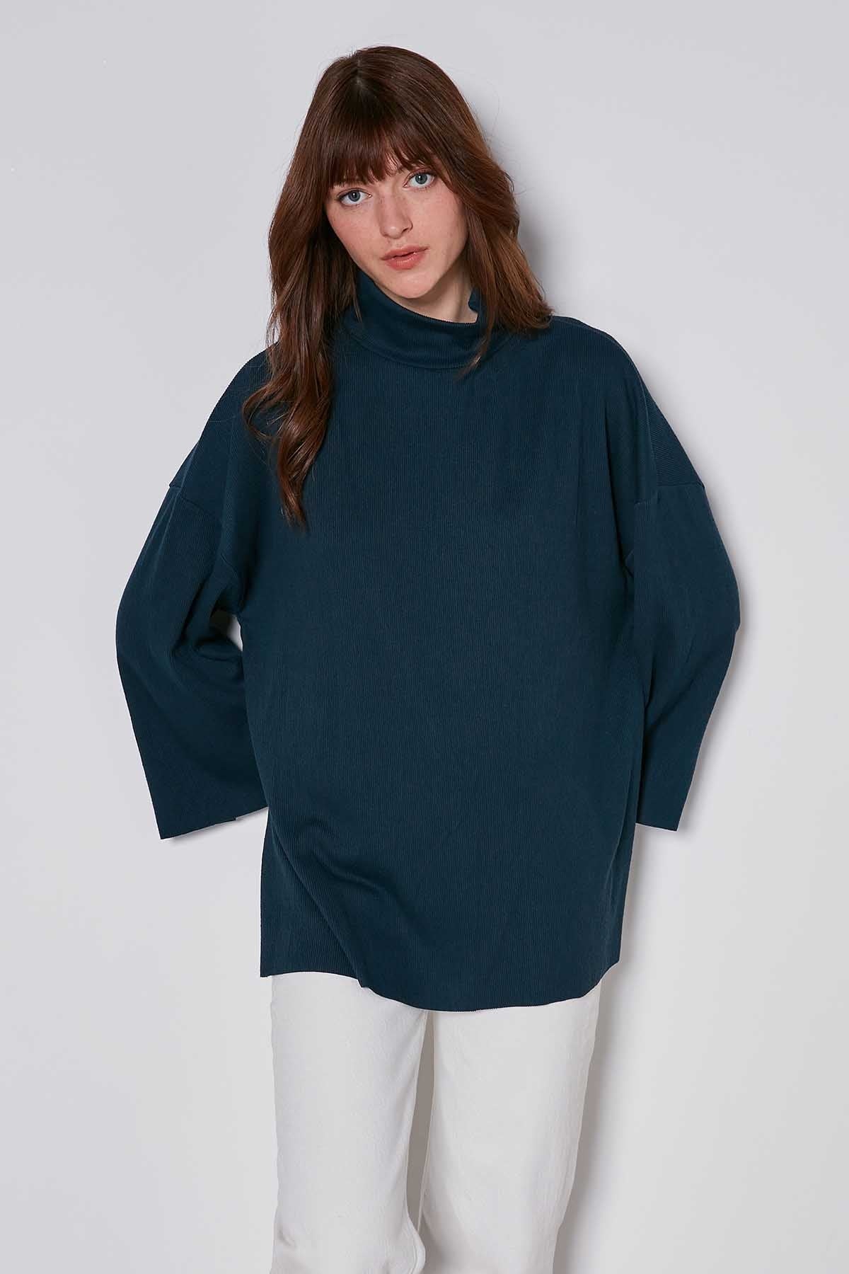 COMFY LOOSE KNITTED BLOUSE