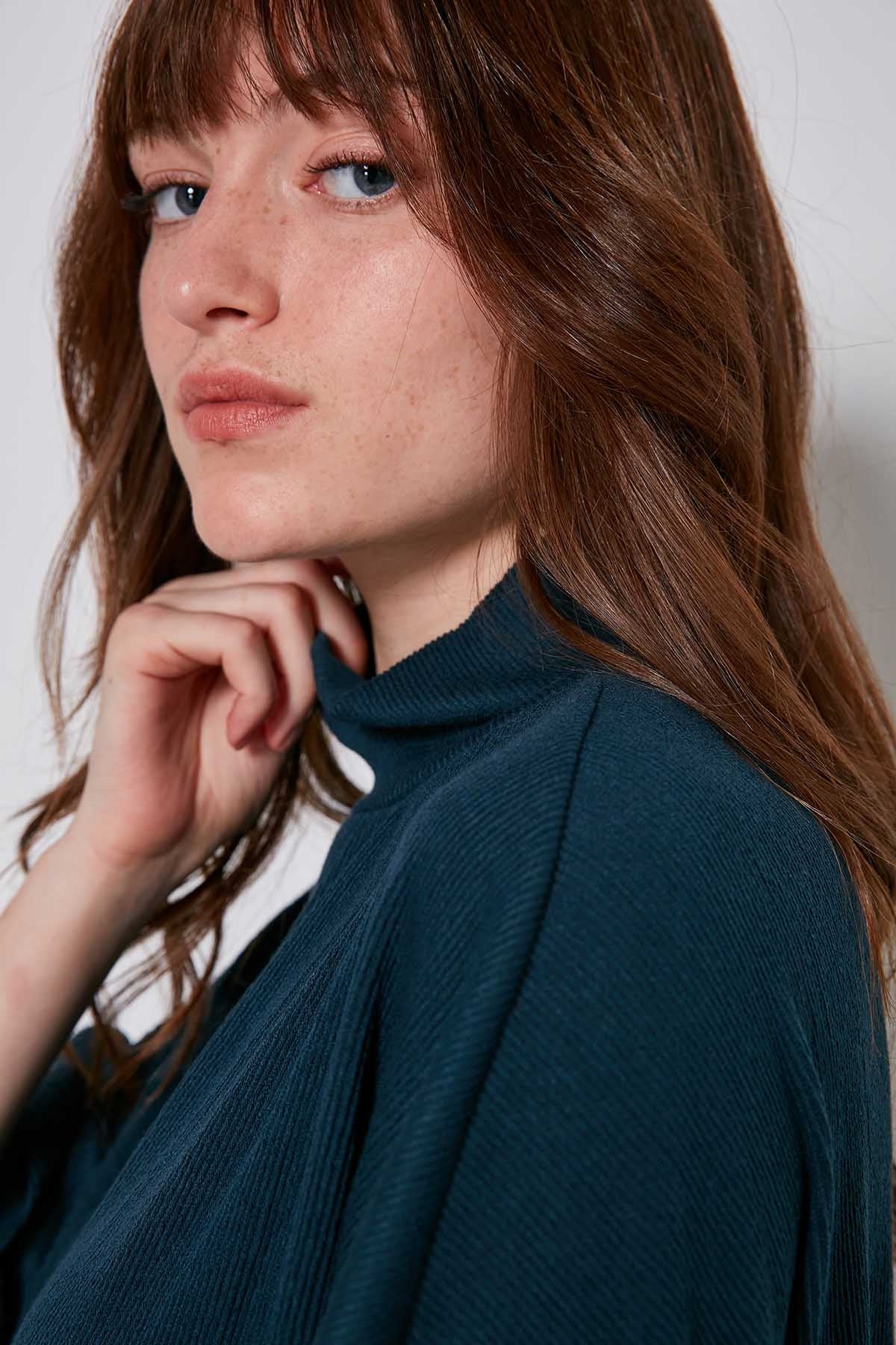 COMFY LOOSE KNITTED BLOUSE