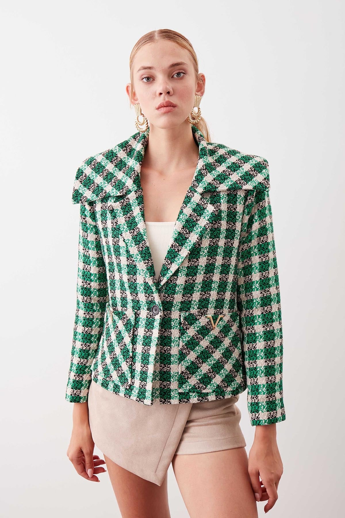 SINGLE BUTTONS WITH COLLAR SLIPPER JACKET