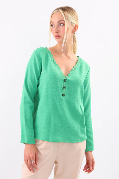 BLOUSE WITH ROUND COLLAR BUTTON