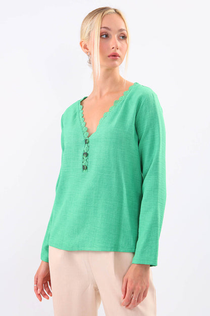 BLOUSE WITH ROUND COLLAR BUTTON