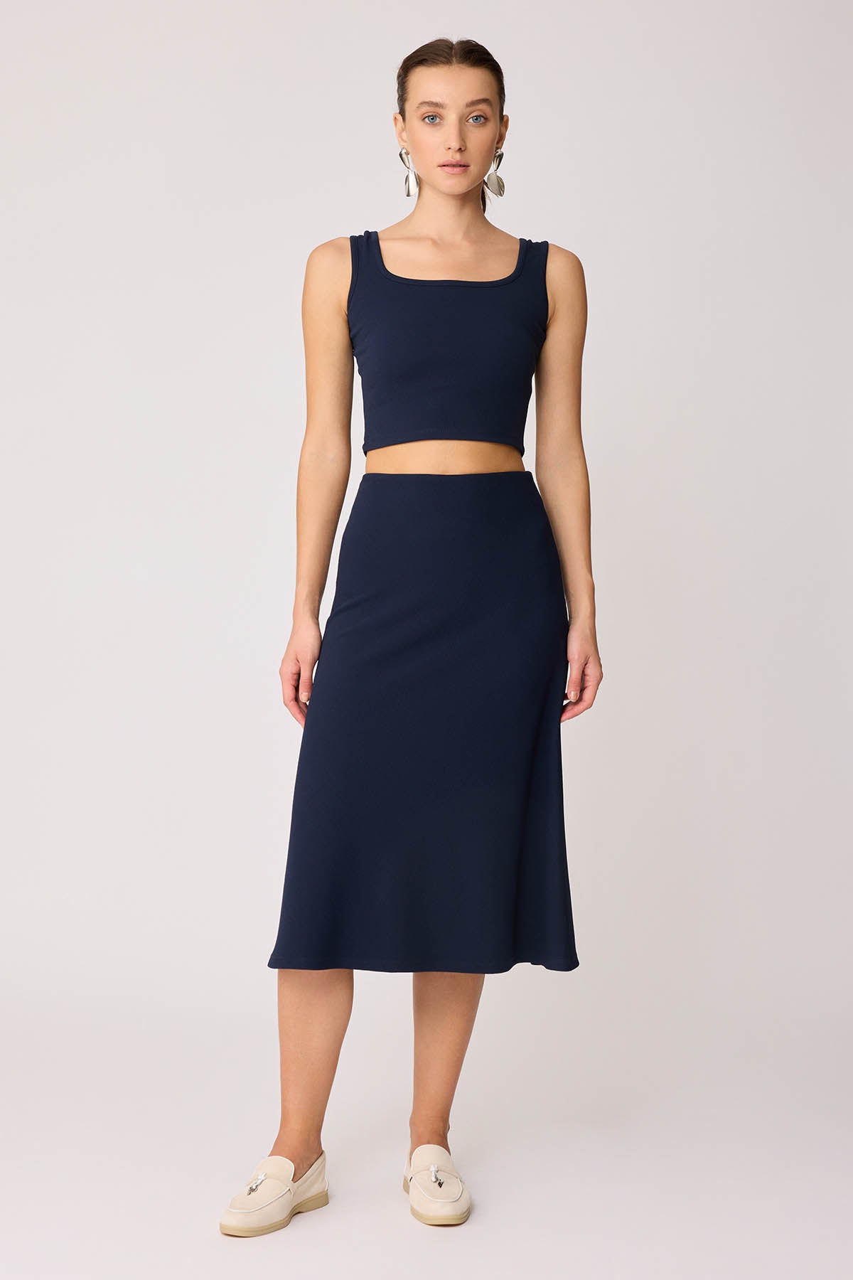 SIDE ZIPPERED MIDI HEIGHT SKIRT