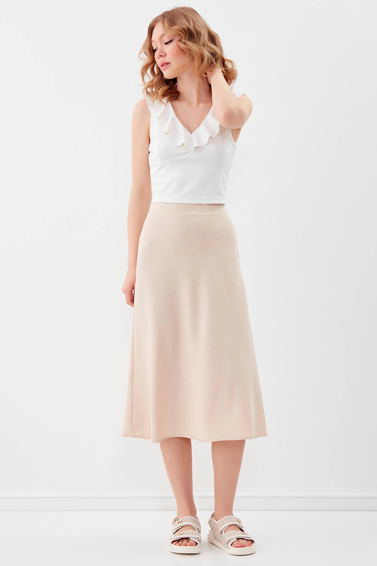 SIDE ZIPPERED MIDI HEIGHT SKIRT