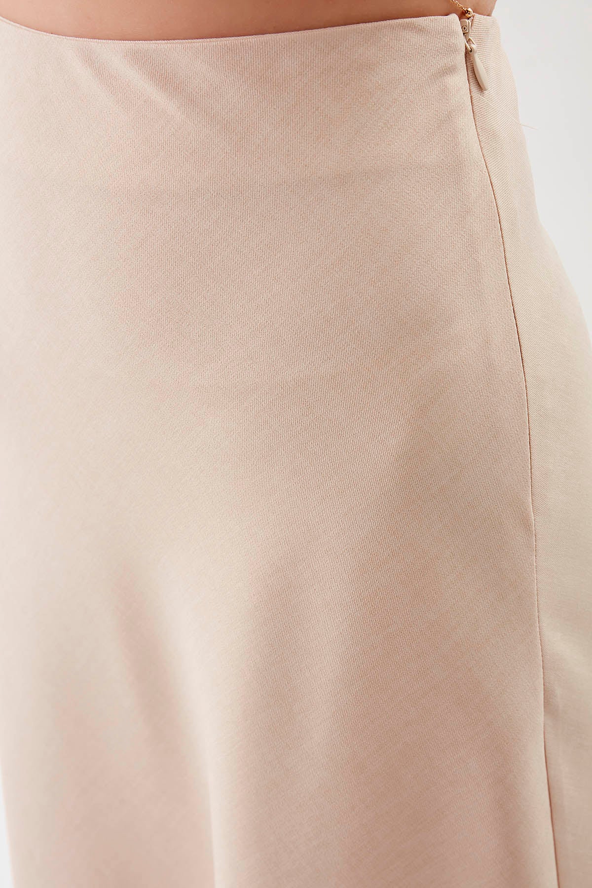 SIDE ZIPPERED MIDI HEIGHT SKIRT