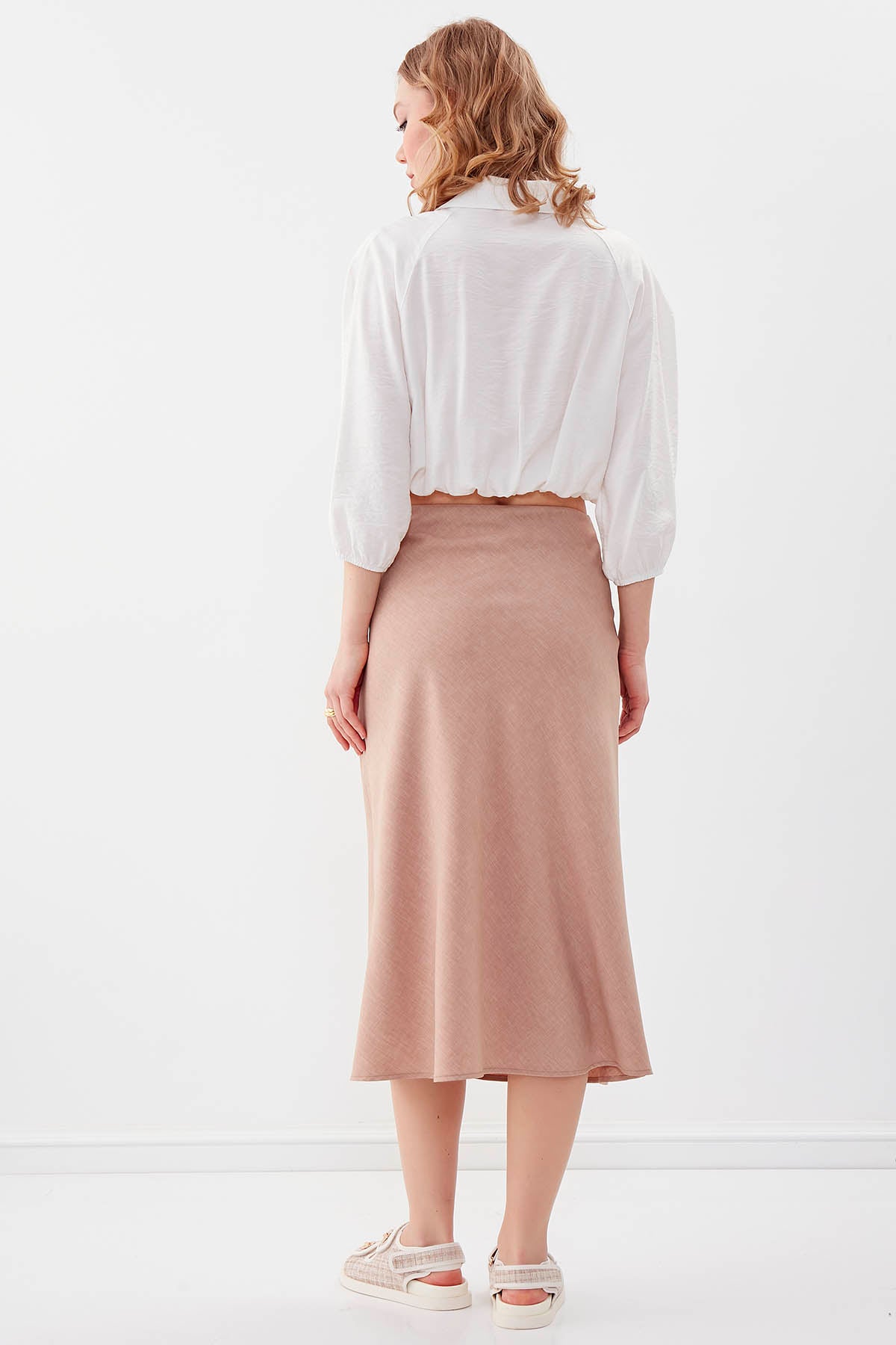 SIDE ZIPPERED MIDI HEIGHT SKIRT