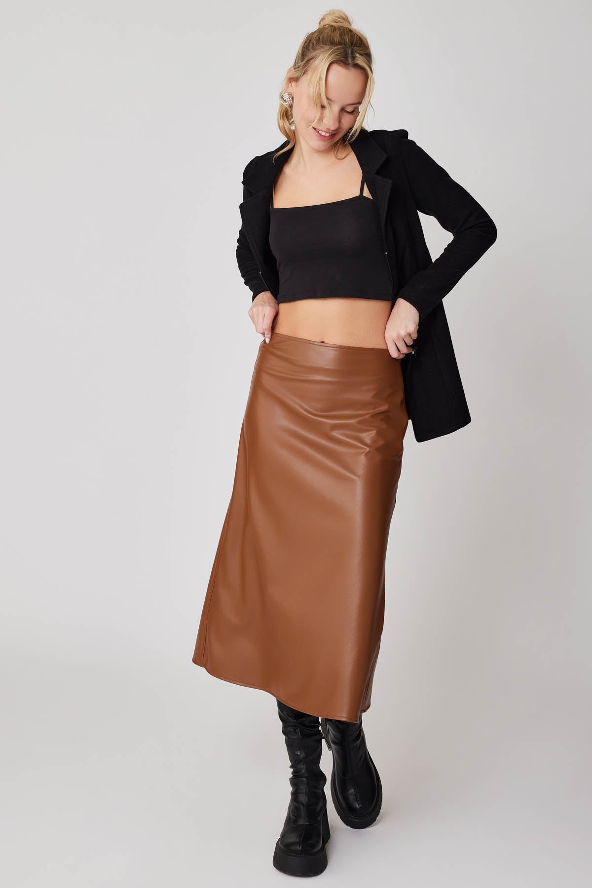 ZIPPER MIDI-HEIGHT LEATHER SKIRT