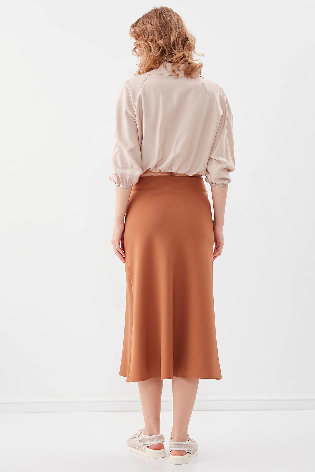 SKIRT WITH THE ZIPPER