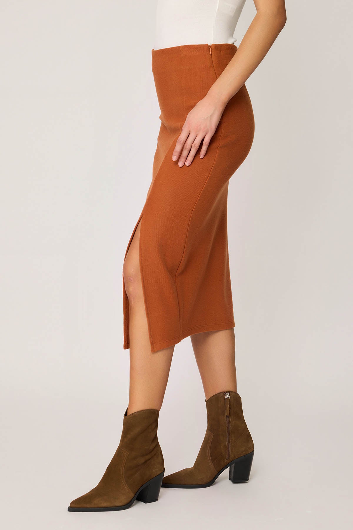 KNITTED SKIRT WITH ZIPPERS