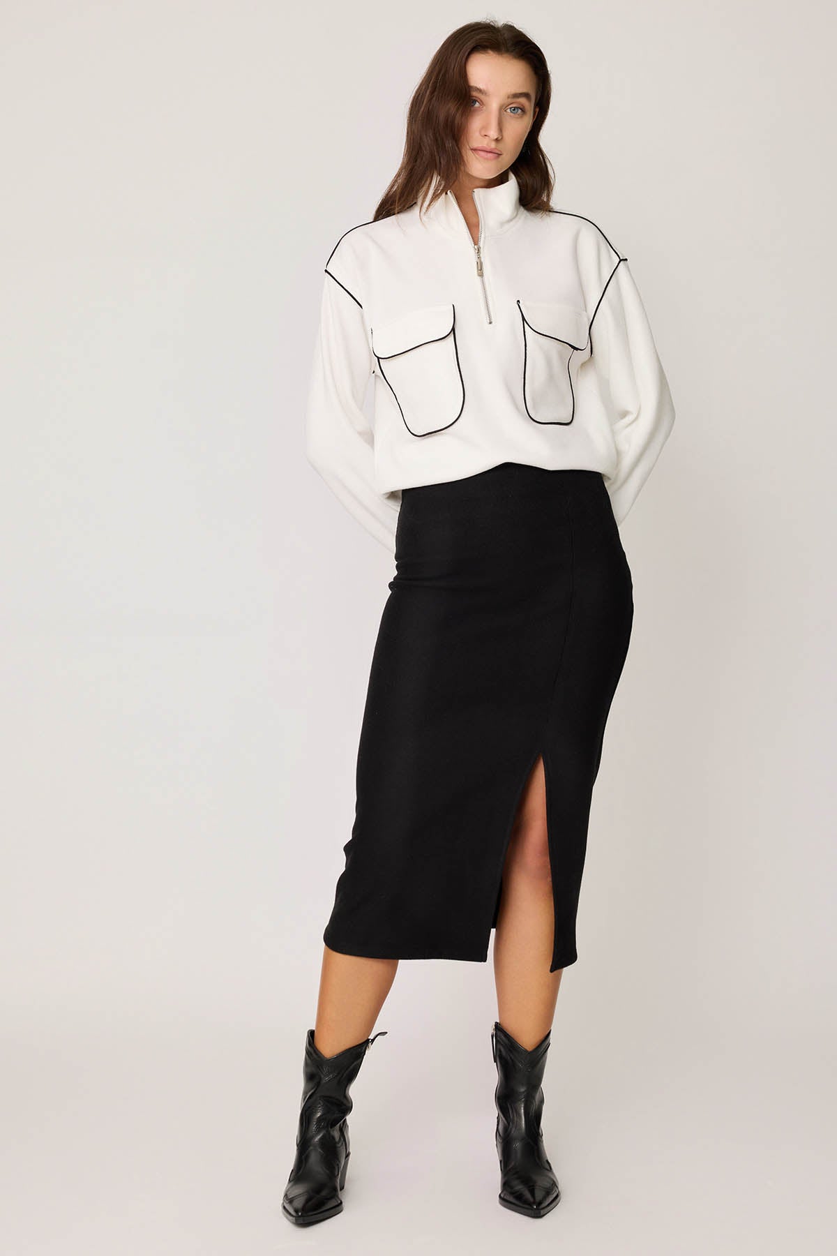 KNITTED SKIRT WITH ZIPPERS