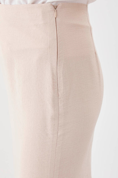 MID-SIZE SKIRT