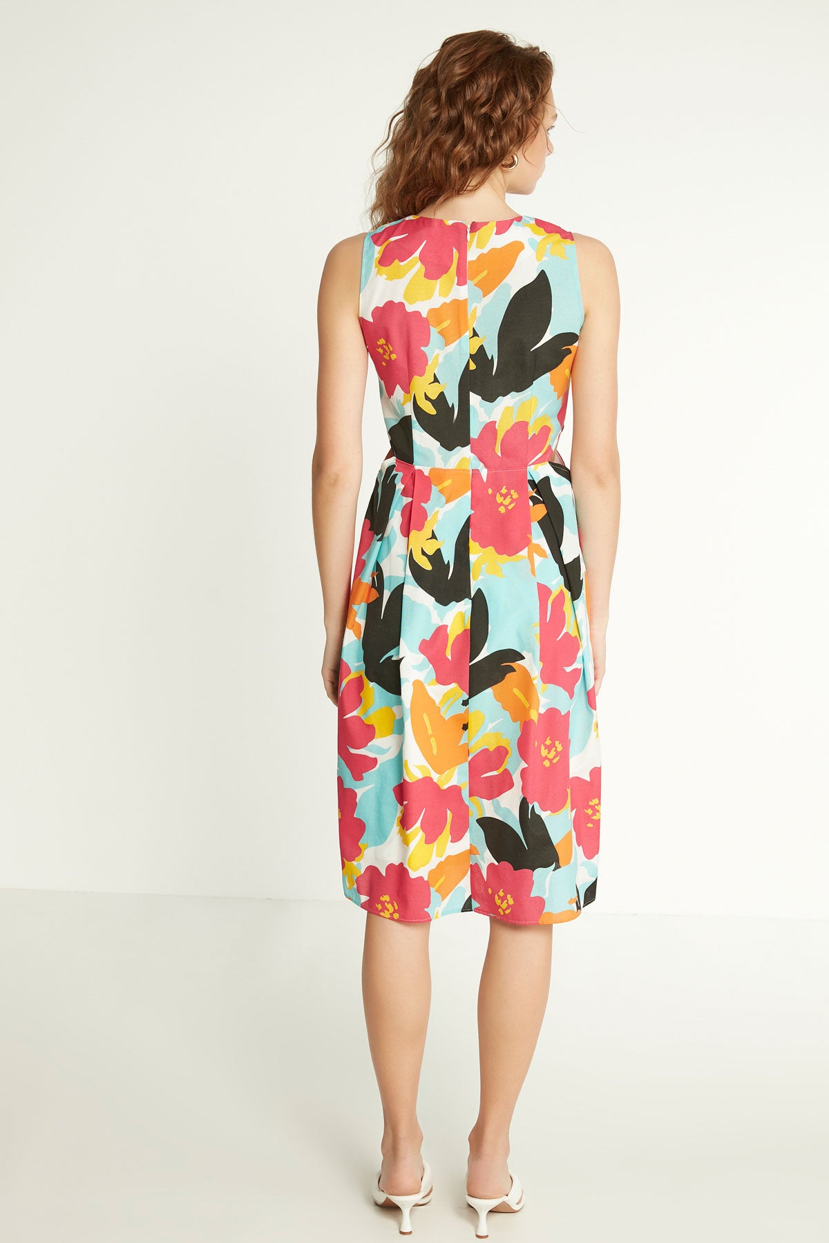SIDE OPEN DETAILED V COLLAR DRESS