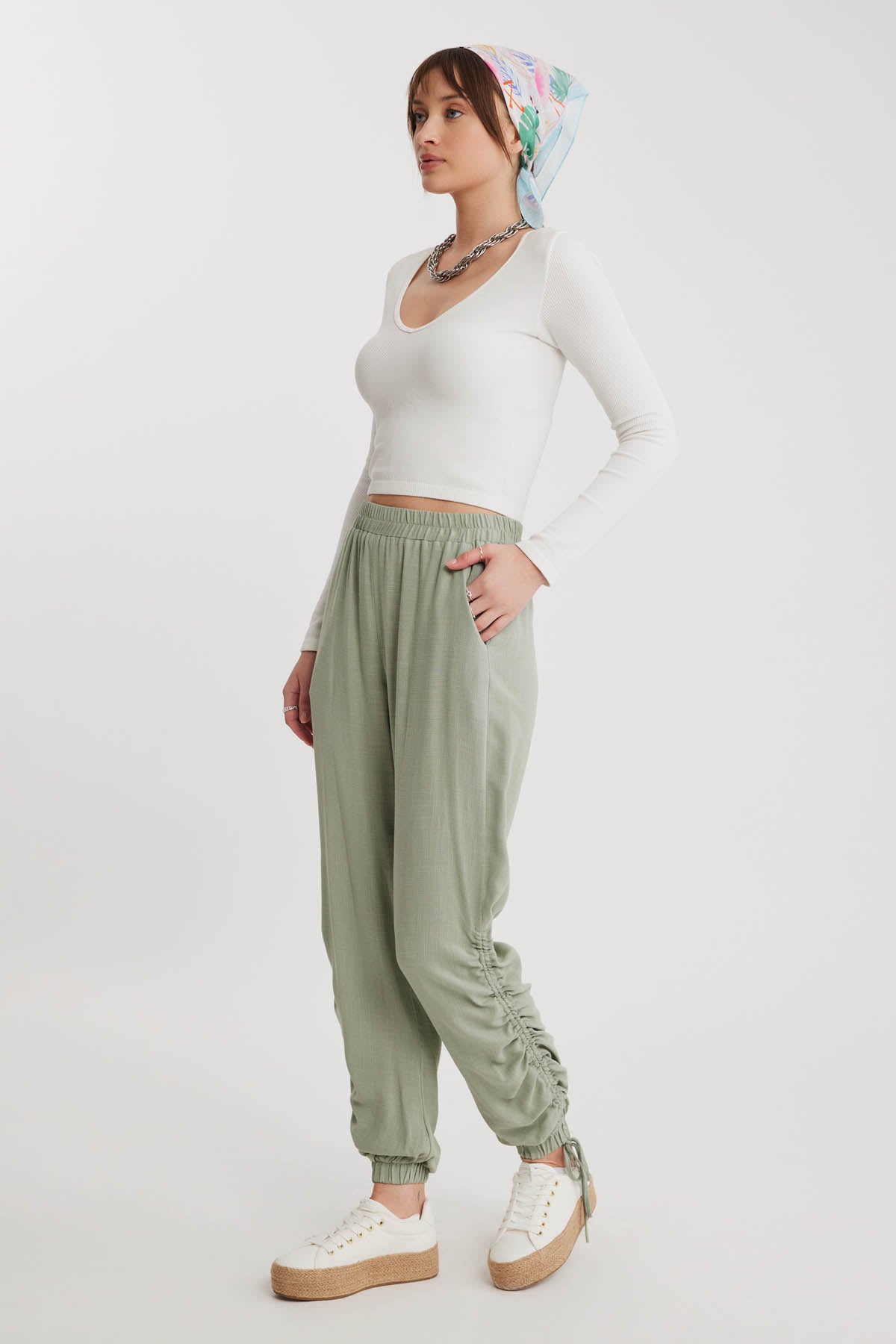 RUCKLED TROUSERS WITH ELASTANE WAIST