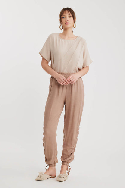 RUCKLED TROUSERS WITH ELASTANE WAIST