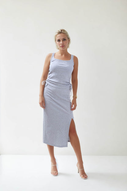 SLEEVELESS BLOUSE WITH RUBBED SIDES