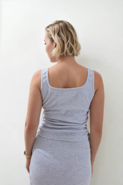 SLEEVELESS BLOUSE WITH RUBBED SIDES