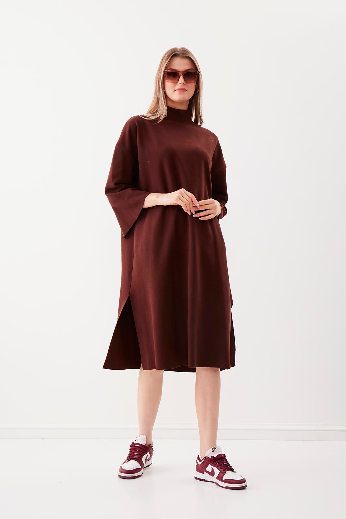 HIGH FASHION KNITTED ELEGANT DRESS