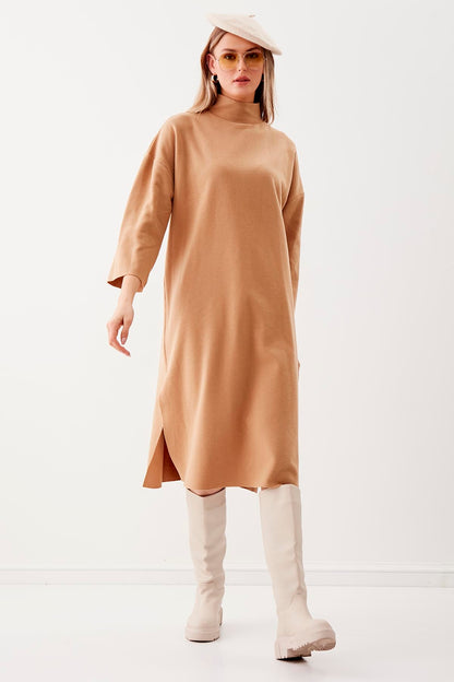 HIGH FASHION KNITTED ELEGANT DRESS