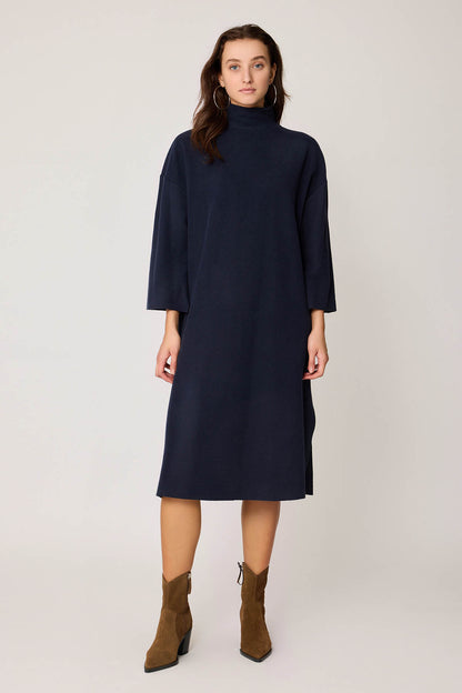 HIGH FASHION KNITTED ELEGANT DRESS