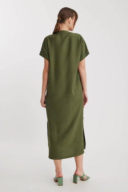 DOUBLE POCKET DRESS WITH SIDE SPLIT