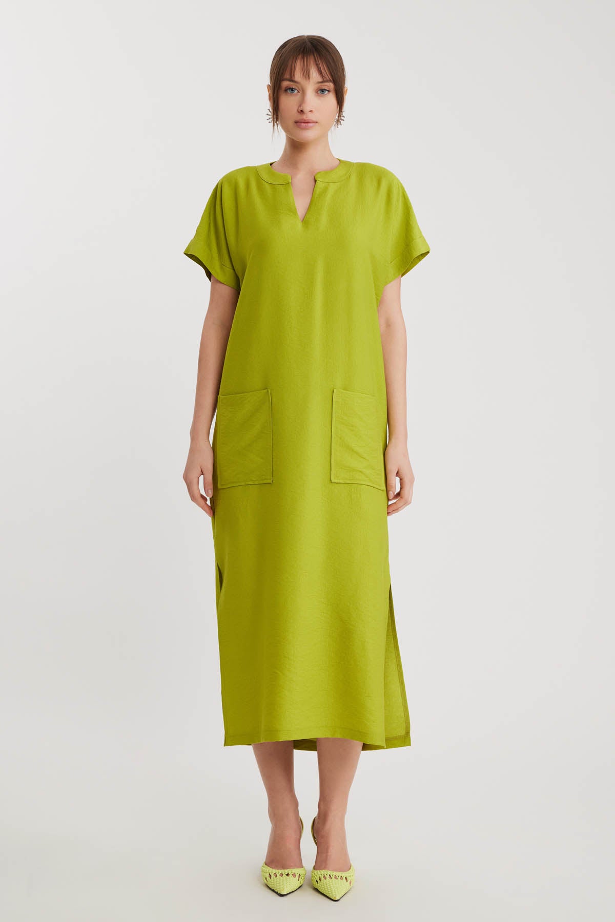 DOUBLE POCKET DRESS WITH SIDE SPLIT
