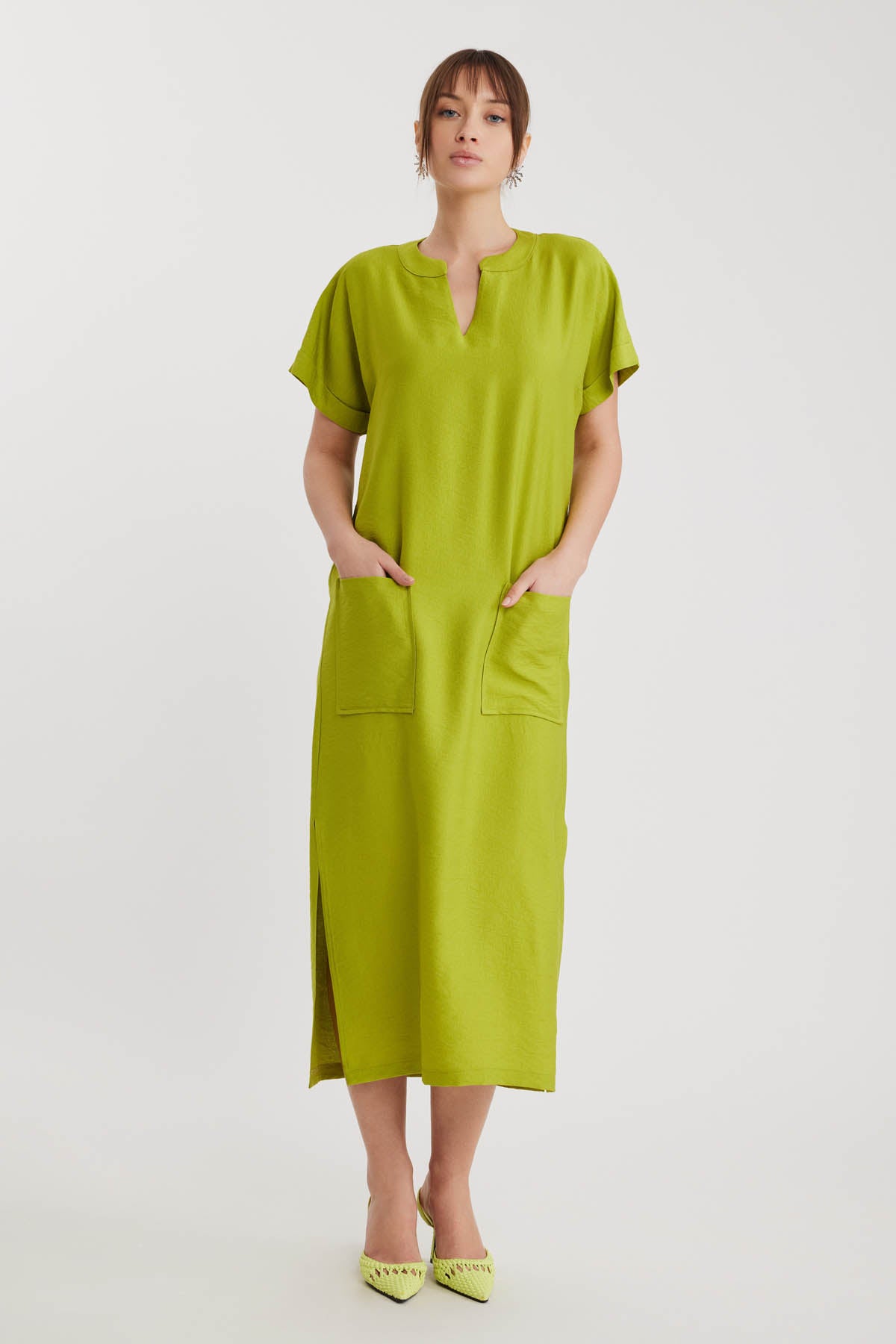 DOUBLE POCKET DRESS WITH SIDE SPLIT