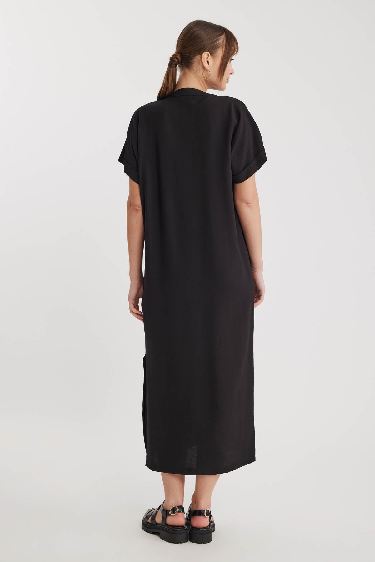 DOUBLE POCKET DRESS WITH SIDE SPLIT