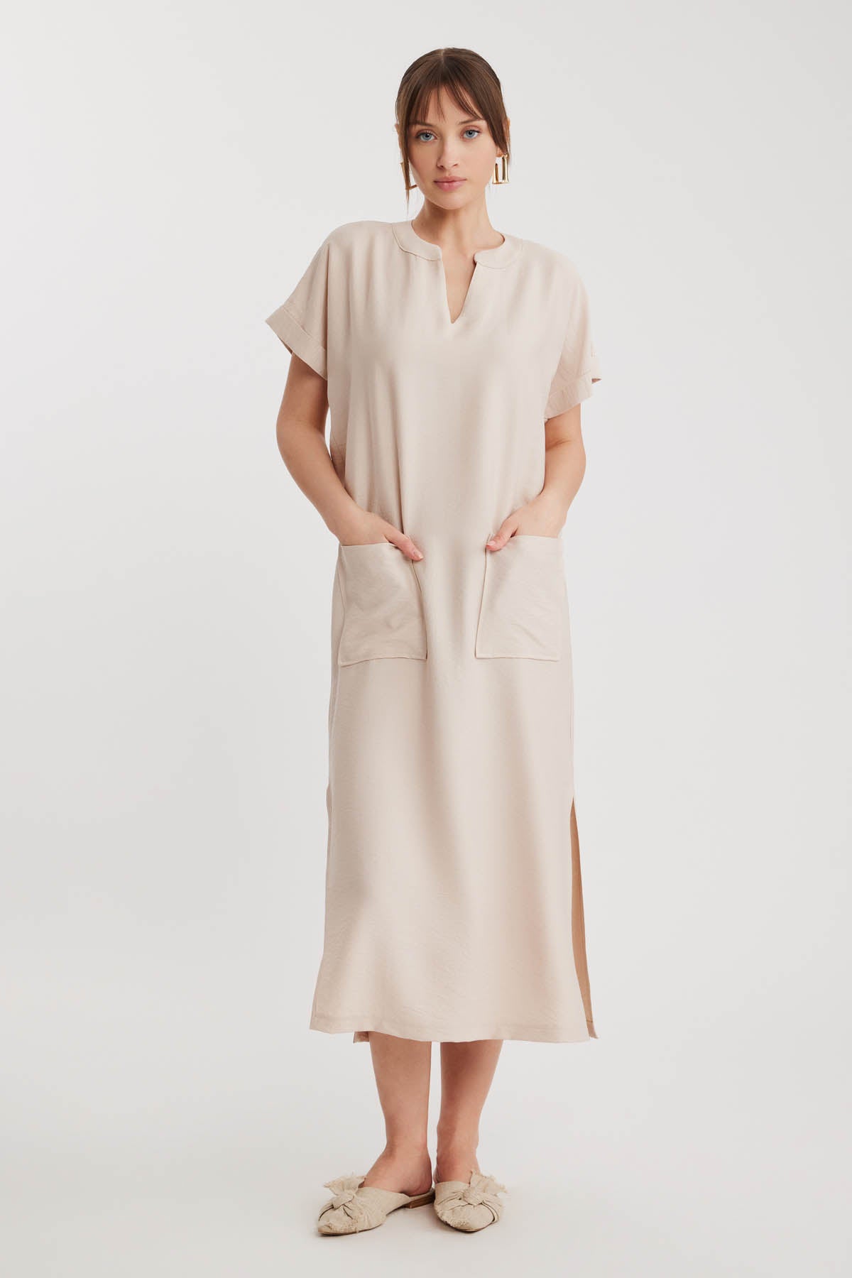 DOUBLE POCKET DRESS WITH SIDE SPLIT