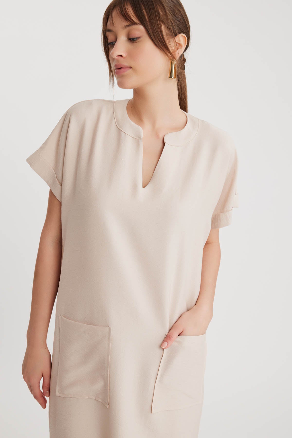 DOUBLE POCKET DRESS WITH SIDE SPLIT