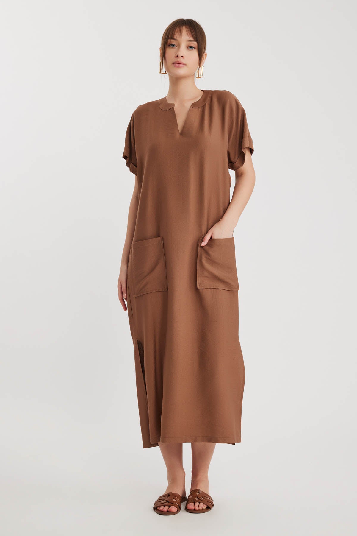 DOUBLE POCKET DRESS WITH SIDE SPLIT