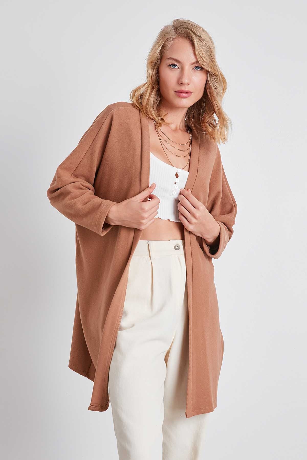 BAT SLEEVE KNITTED CARDIGAN