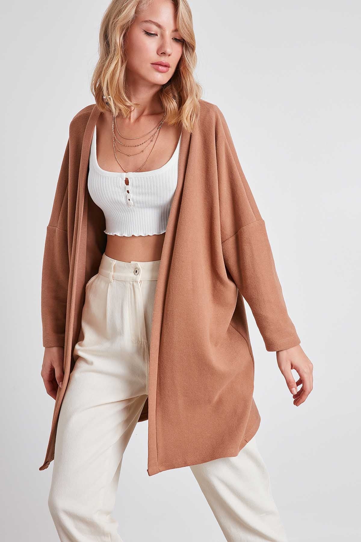 BAT SLEEVE KNITTED CARDIGAN