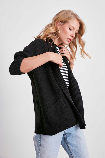 BAT SLEEVE LOOSE KNITTED CARDIGAN