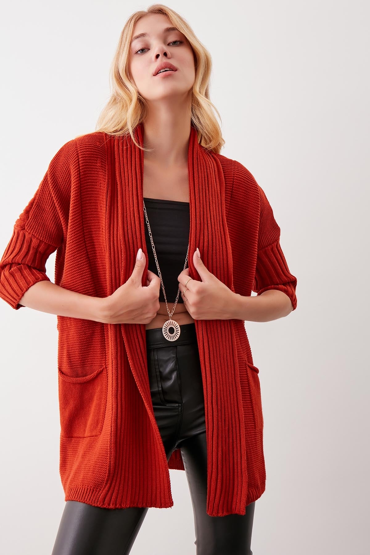 BAT SLEEVE LOOSE KNITTED CARDIGAN