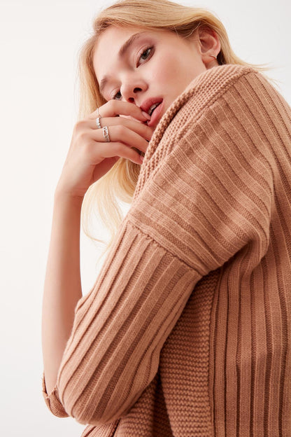 BAT SLEEVE LOOSE KNITTED CARDIGAN