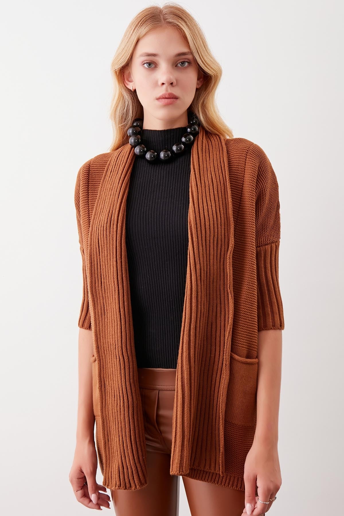BAT SLEEVE LOOSE KNITTED CARDIGAN