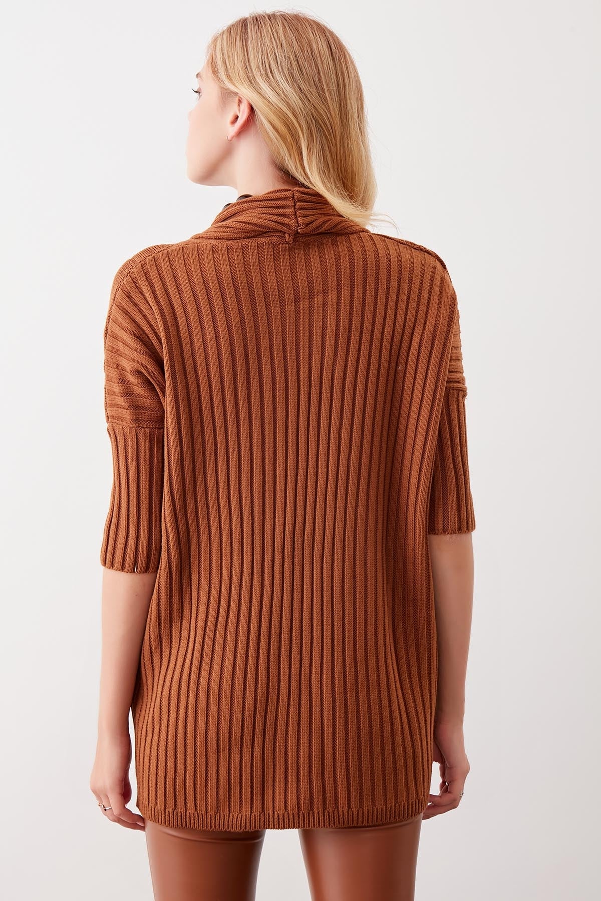 BAT SLEEVE LOOSE KNITTED CARDIGAN