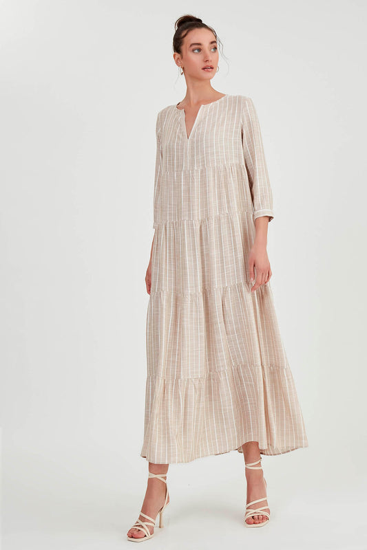 LONG DRESS WITH LAYERED LINES