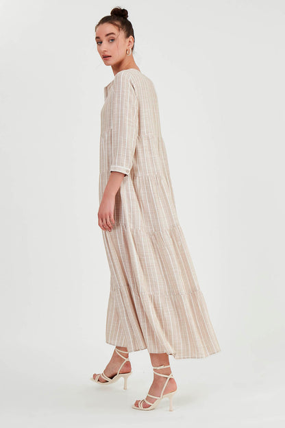 LONG DRESS WITH LAYERED LINES