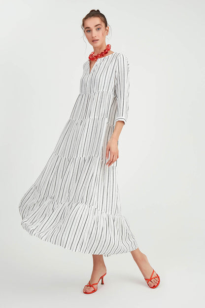 LONG DRESS WITH LAYERED LINES
