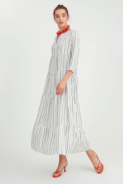 LONG DRESS WITH LAYERED LINES