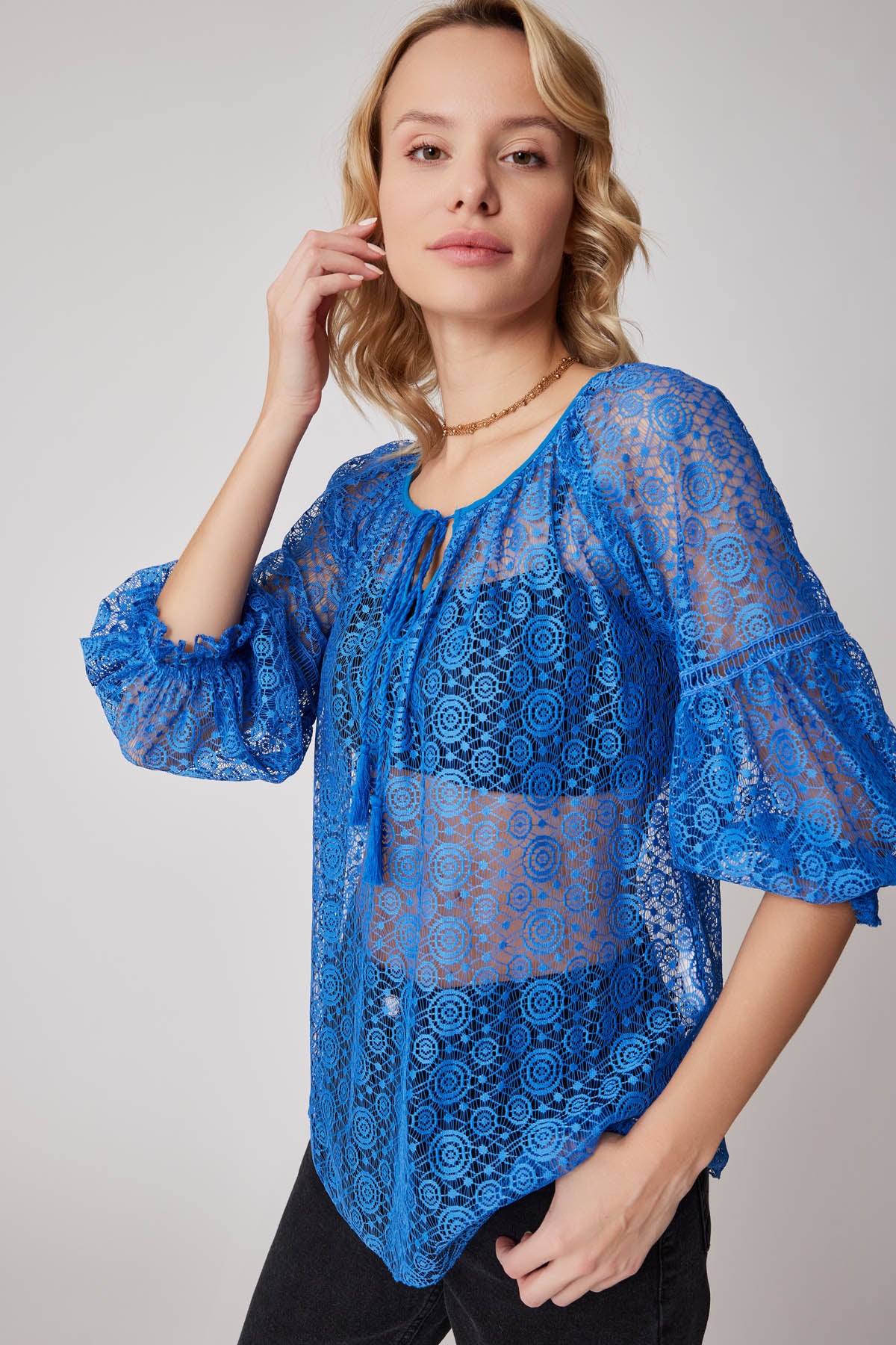 HALF-SLEEVE TRANSPARENT BLOUSE