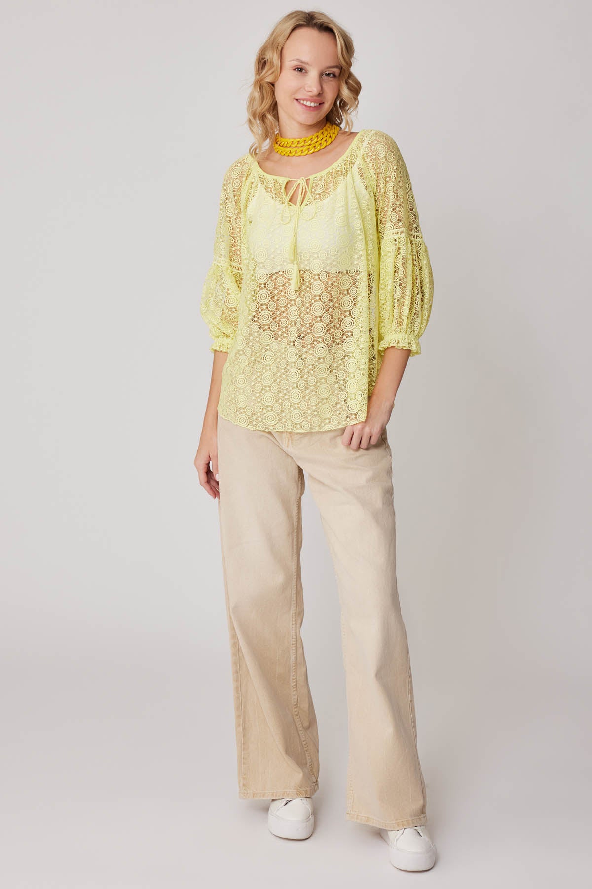 HALF-SLEEVE TRANSPARENT BLOUSE