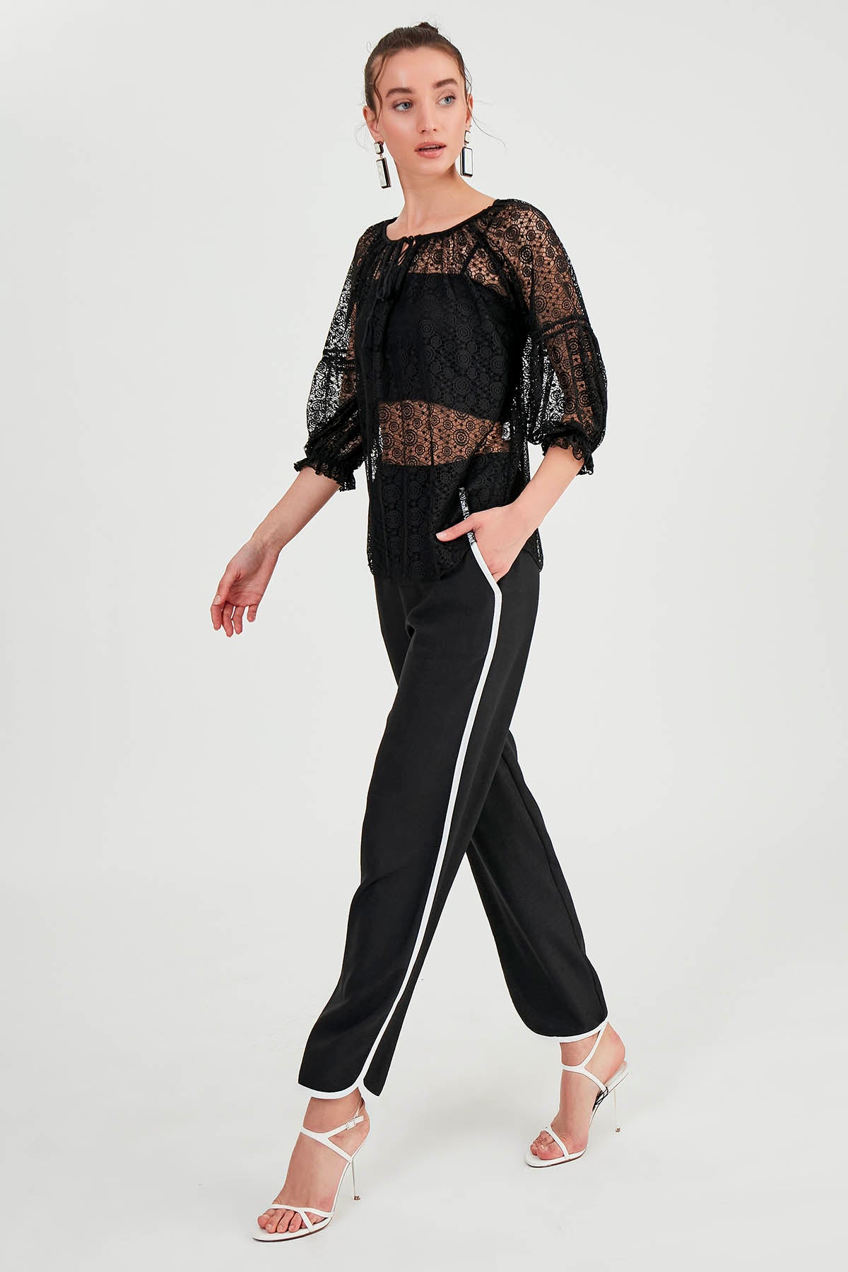 HALF-SLEEVE TRANSPARENT BLOUSE