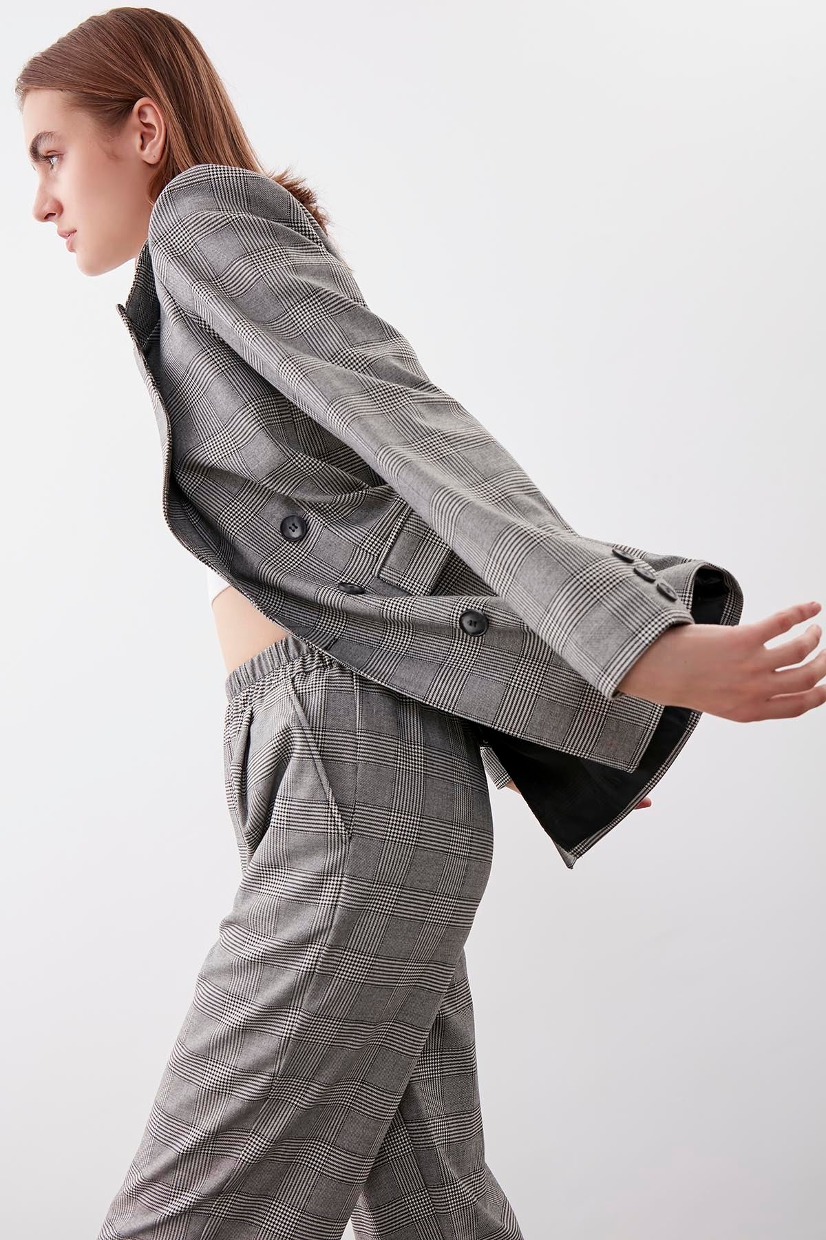 DOUBLE BREASTED JACKET