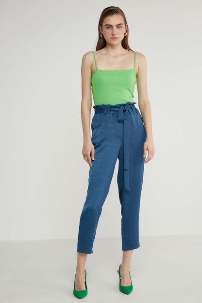 HIGH-WAIST JAGGED CROP TROUSERS